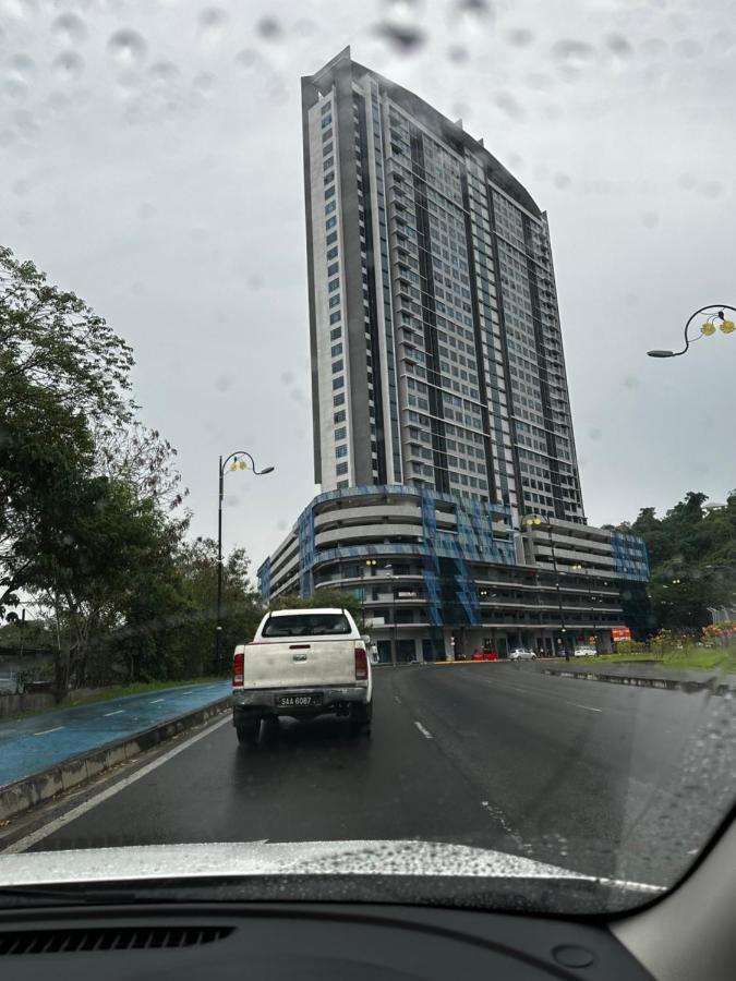Botiza Suites At Jesselton Quay Kota Kinabalu Eksteriør bilde