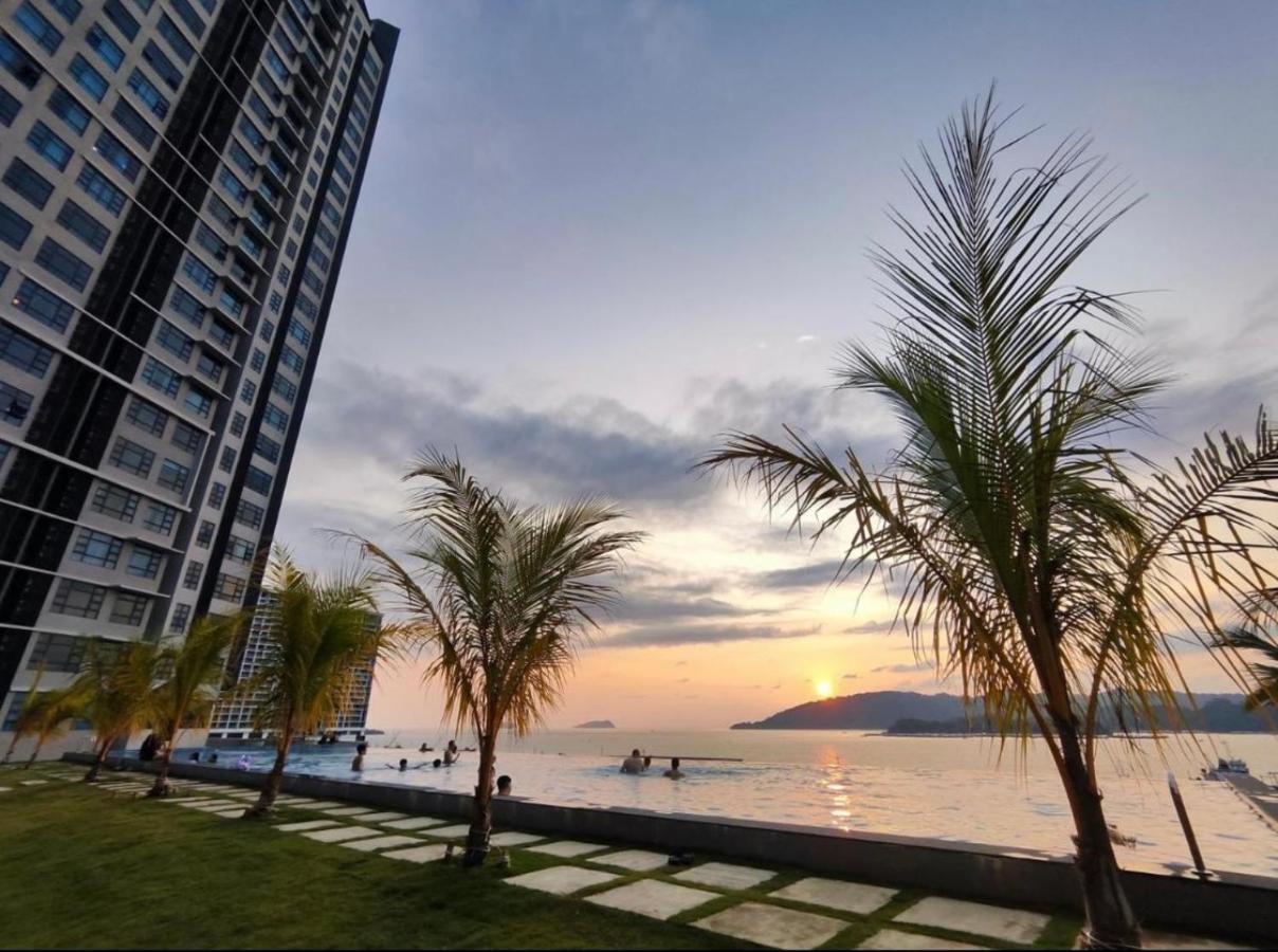 Botiza Suites At Jesselton Quay Kota Kinabalu Eksteriør bilde