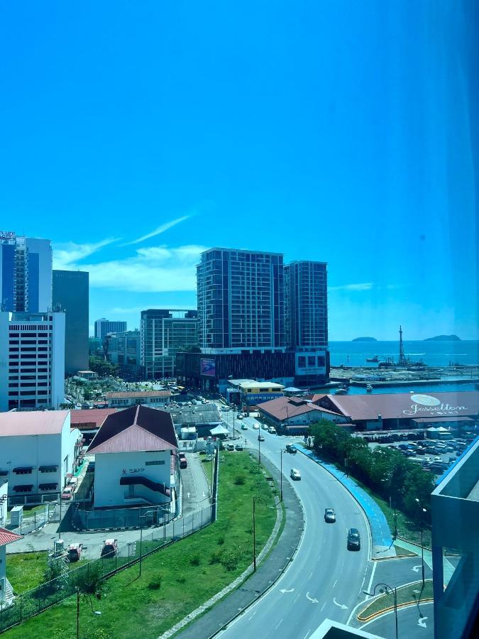 Botiza Suites At Jesselton Quay Kota Kinabalu Eksteriør bilde